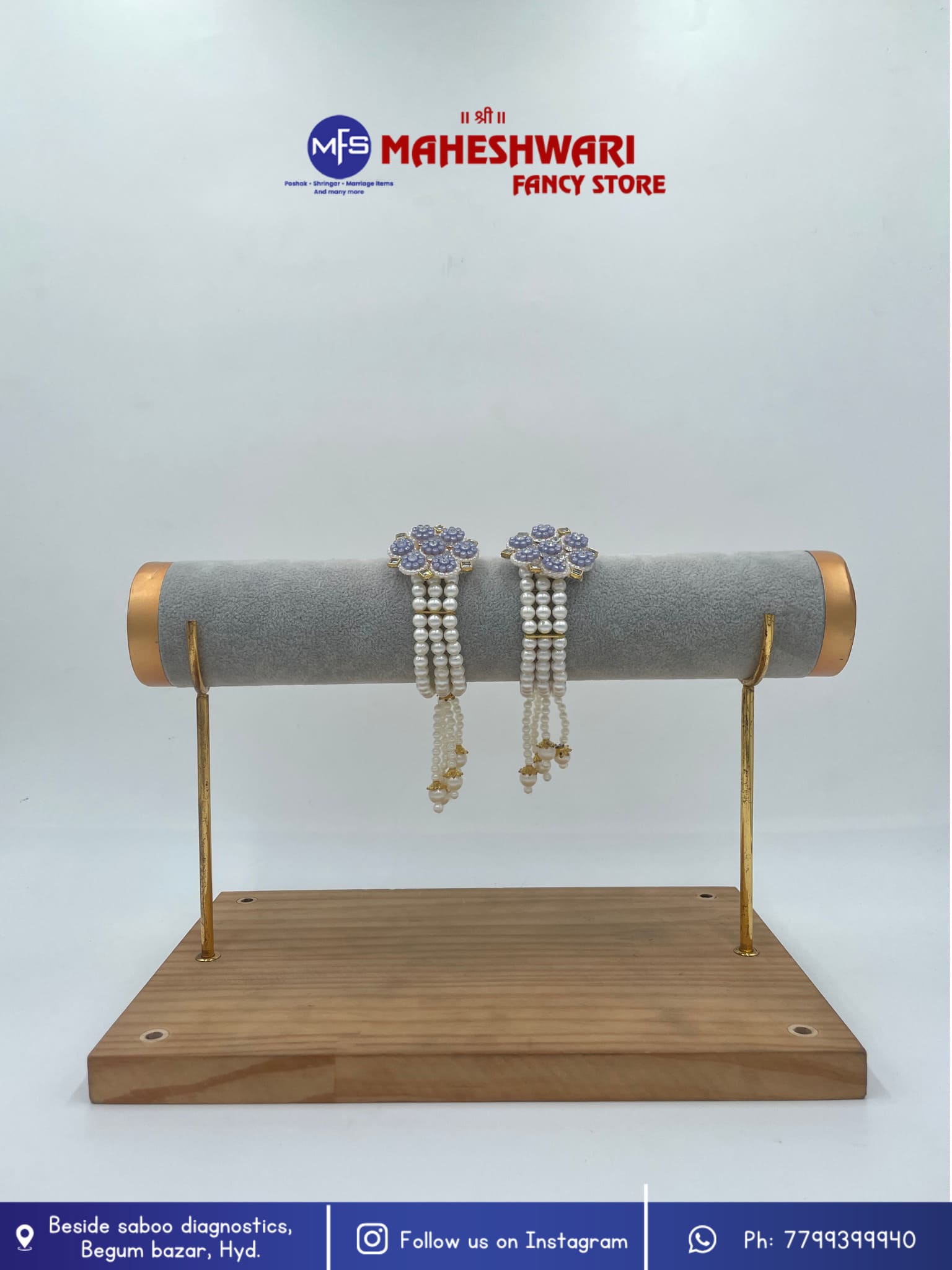 Swagat Bracelet Moti Stone